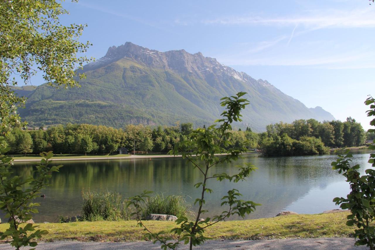 Juste Pour Le Plaisir Bed and Breakfast Saint-Pierre-dʼAlbigny Εξωτερικό φωτογραφία